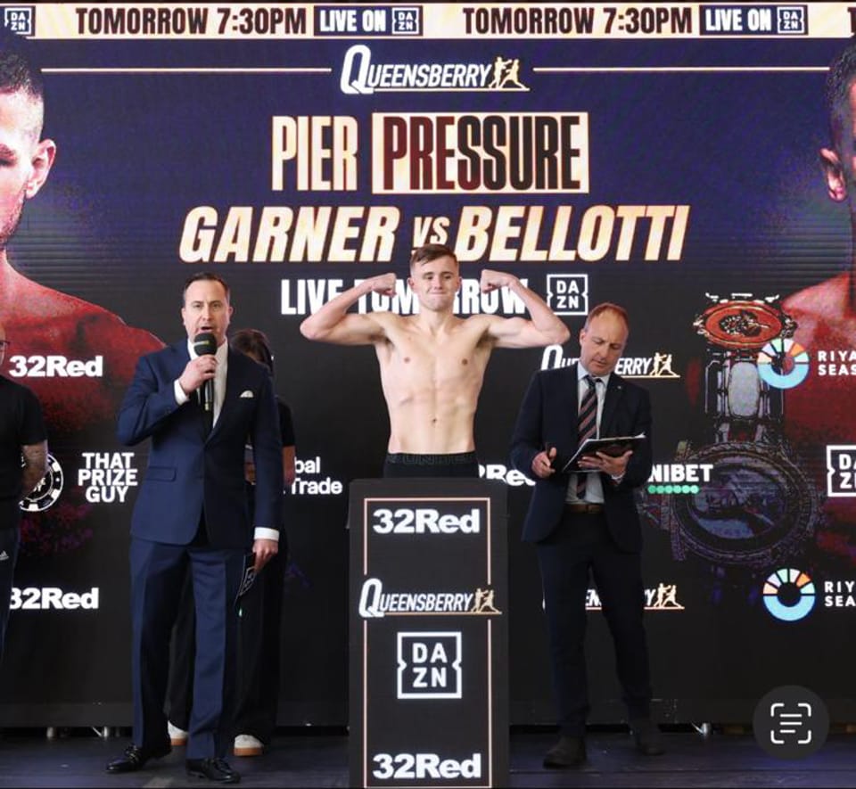 Frankie Wood flexing at Queensberry weigh-in